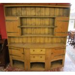 Very large Arts & Crafts pine dresser (H: 230cm W:217cm D:53cm)