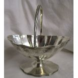 Silver basket with handle - Approx 154g