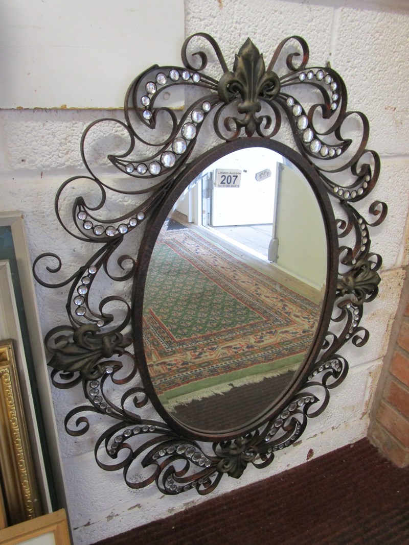 Decorative wall mirror