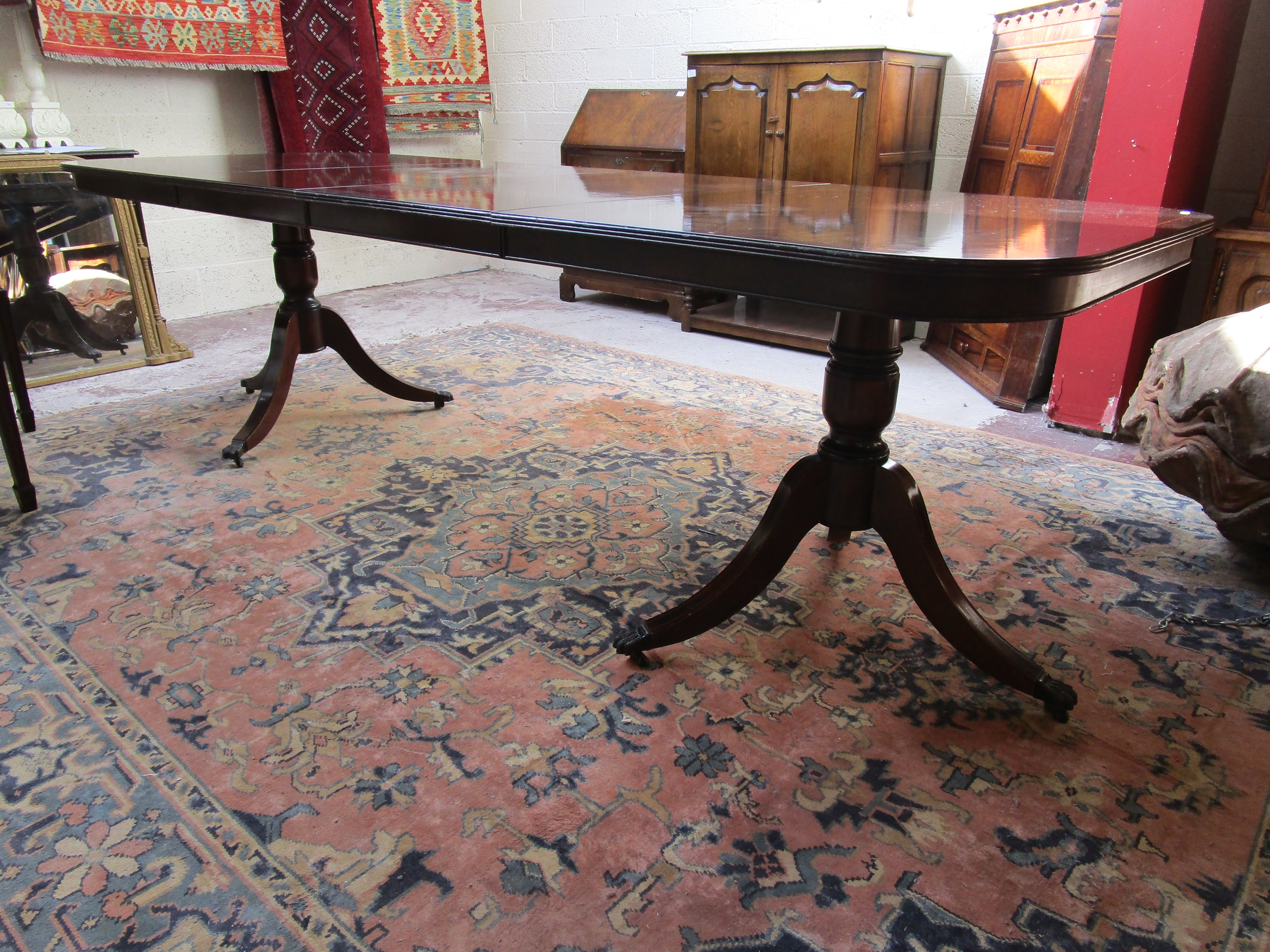 Mahogany inlaid extending twin pedestal with 2 leaves and 8 wheatsheaf chairs to include 2 carvers - Image 5 of 8