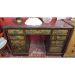 Early pedestal desk with burr walnut decoration - Approx H: 74cm tall x W: 123cm x D: 62cm