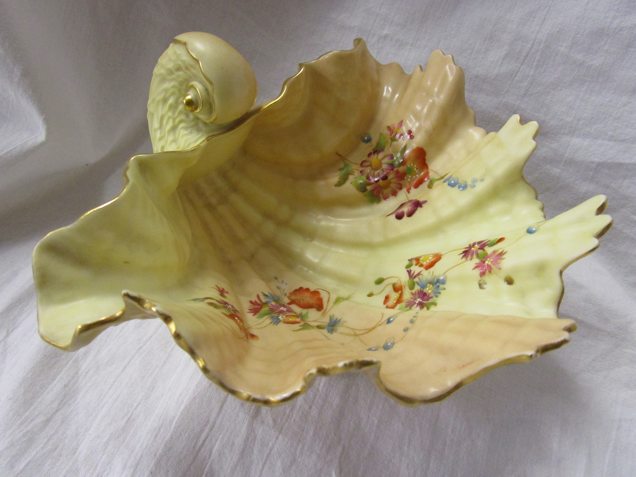 3 pieces of 'blush ivory' Royal Worcester - Image 2 of 9