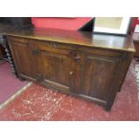 Early oak dresser base - H: 79cm W: 150cm D: 60cm