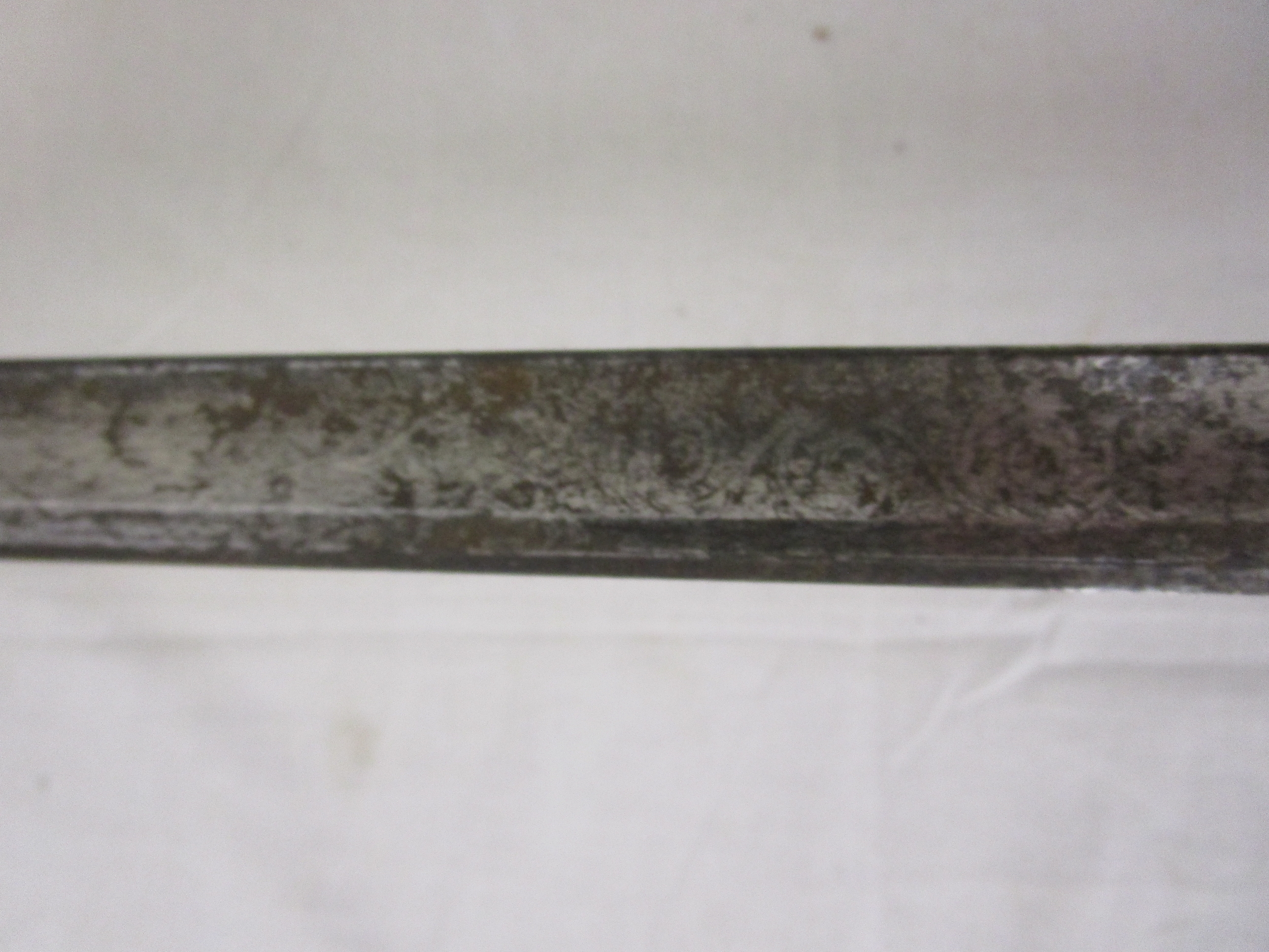 George V sword in leather sheath - Marked Henry Wilkinson - Pall Mall London - Image 10 of 14