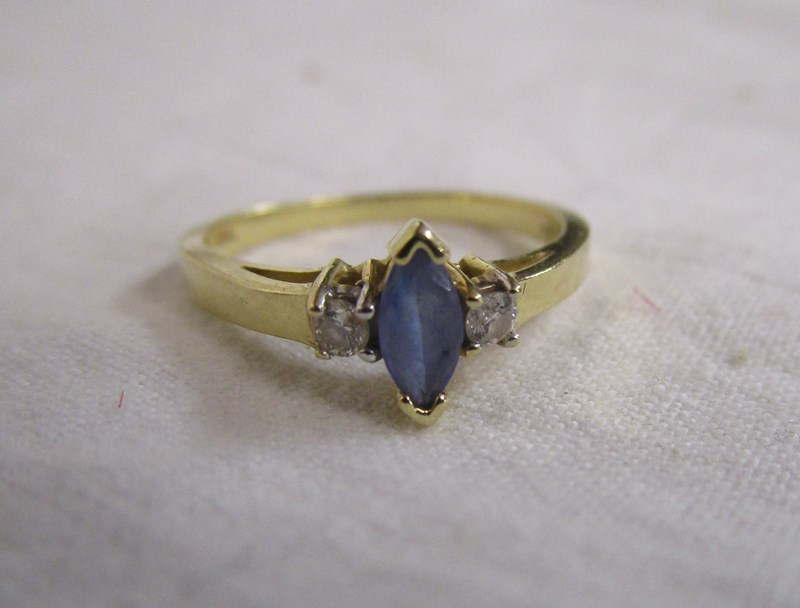 14ct gold tanzanite & diamond ring