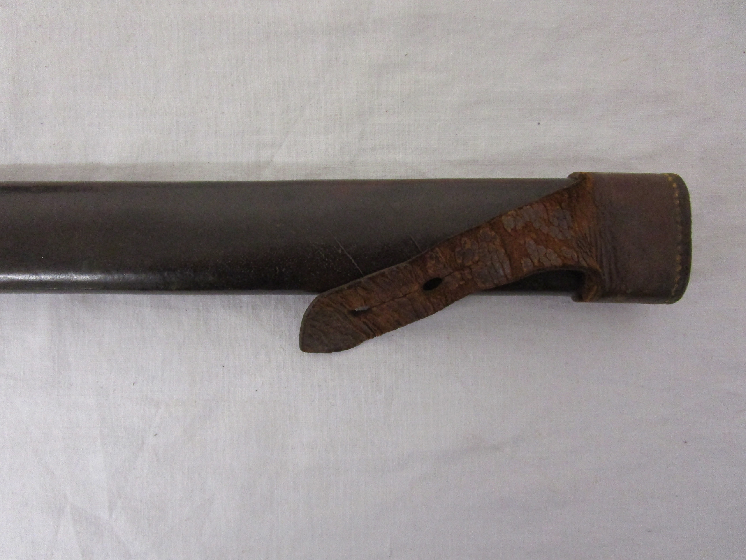 George V sword in leather sheath - Marked Henry Wilkinson - Pall Mall London - Image 13 of 14