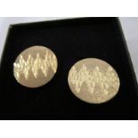 Pair of gold gentleman's cufflinks