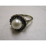 18ct white gold, pearl & sapphire ring