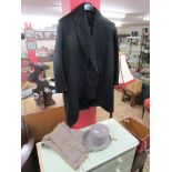 Vintage clothing to include top hat