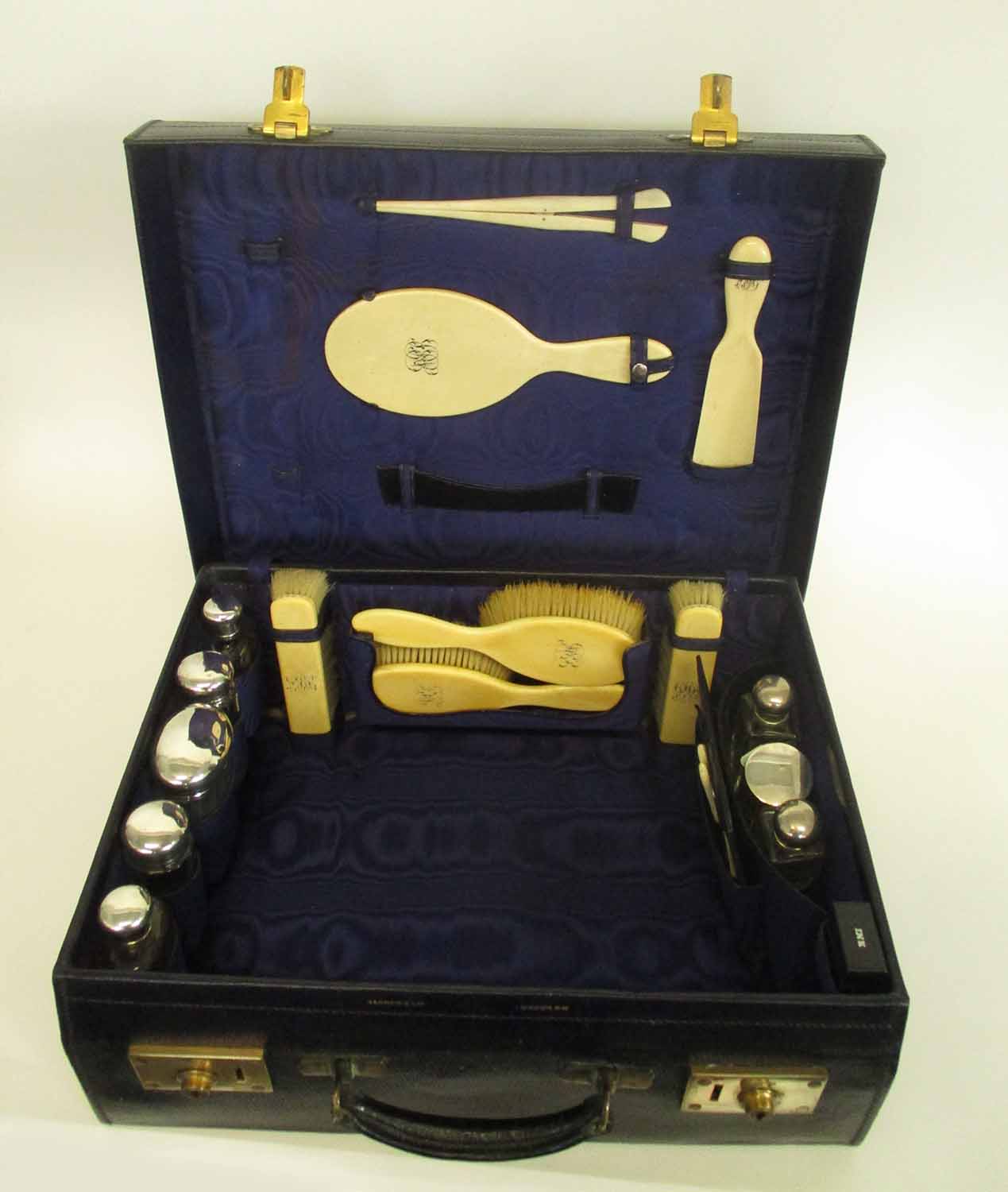 HARROD'S TRAVELLING CASE, early 20th century,