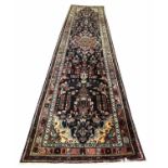 HAMADAN RUNNER, 521cm x 115cm,