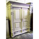 ARMOIRE,