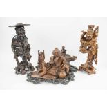 A GROUP OF FIVE CHINESE CARVED WOOD FIGURES.