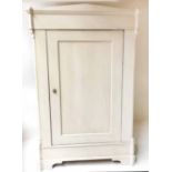 ARMOIRE,