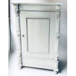 ARMOIRE,