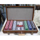 POKER SET, in leathered case, 40cm x 25cm x 8cm.