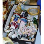 BOX CONTAINING VARIOUS PORCELAIN FIGURINE ORNAMENTS