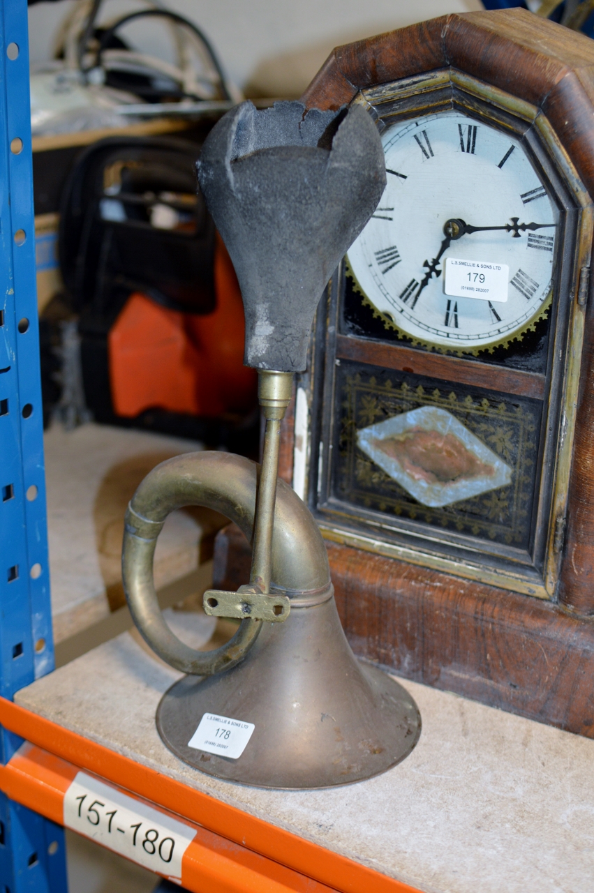 VINTAGE BRASS CAR STYLE HORN