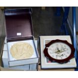 VARIOUS BOXED DECORATIVE DISHES, WALL CLOCK & QUANTITY PICTURES