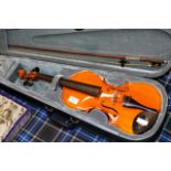 MODERN STAGG 4/4 VIOLIN WITH BOW & CARRY CASE