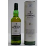 A BOTTLE OF LAPHROIG AGED 18 YEARS ISLAY SINGLE MALT SCOTCH WHISKY WITH PRESENTATION TUBE - 70CL,