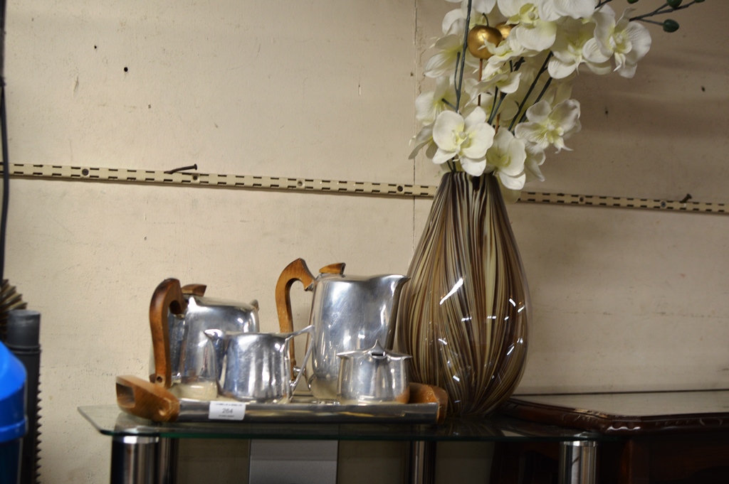 A 5 PIECE PICQUOT WARE TEA SERVICE & A LARGE DECORATIVE GLASS VASE