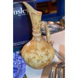 DECORATIVE POTTERY JUG WITH LIZARD HANDLE IN THE STYLE OF ROYAL WORCESTER