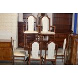 MAHOGANY DINING TABLE WITH 6 CHAIRS