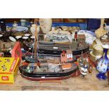 5 VARIOUS MODEL BOAT DISPLAYS