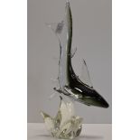 19" LARGE VINTAGE MURANO COLOURED GLASS CENTREPIECE DISPLAY MODELLED AS A SHARK