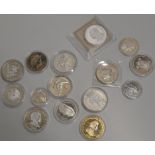 A COLLECTION OF VARIOUS SILVER PROOF & COMMEMORATIVE COINS