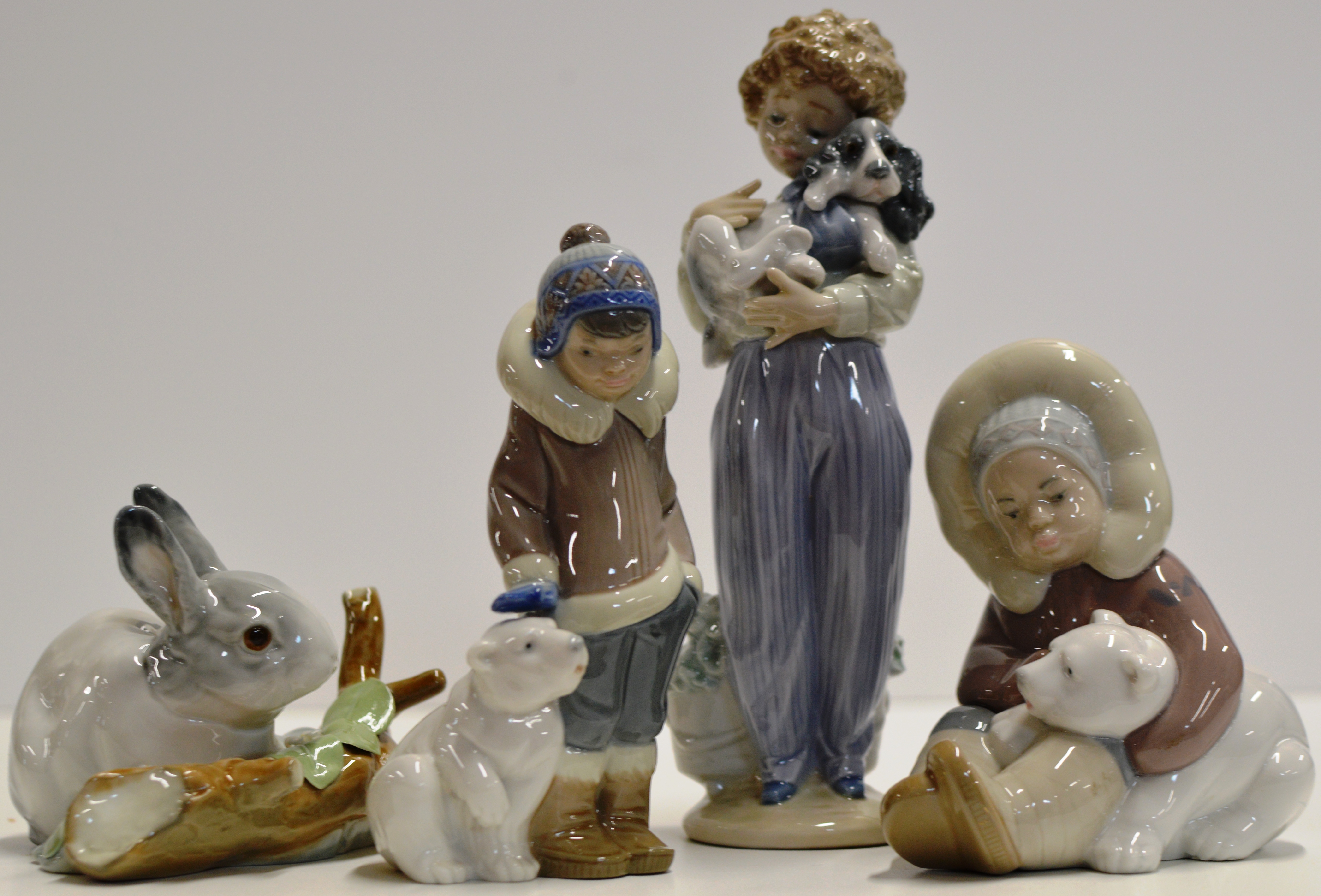 GROUP OF 4 LLADRO PORCELAIN FIGURINE ORNAMENTS - SCHOOL CHILD WITH STICK 5238, BUNNY EATING 4773,