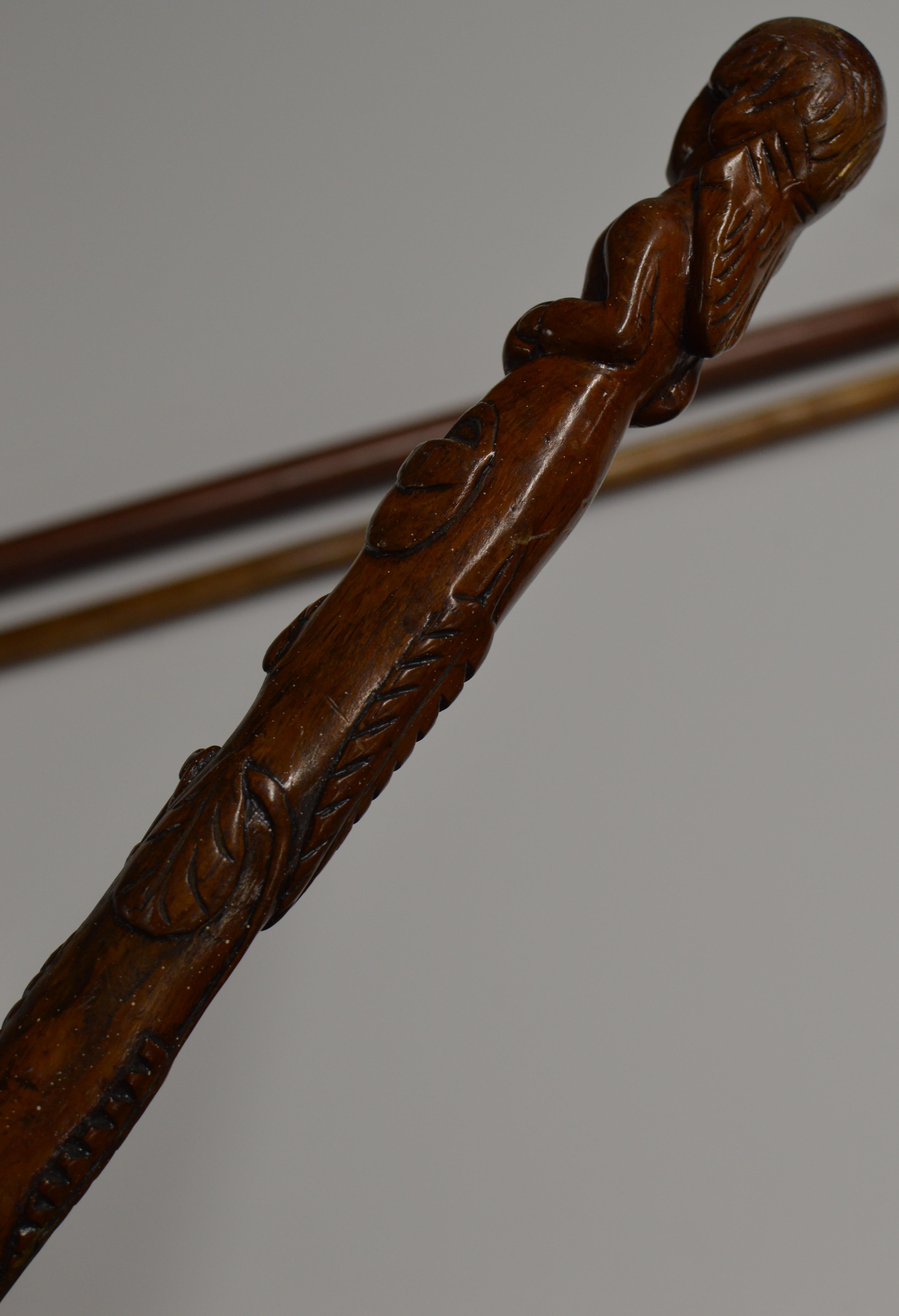 34½" OLD CARVED WOODEN WALKING STICK WITH THE HANDLE MODELLED AS A FEMALE FIGURE WITH OTHER - Image 3 of 8