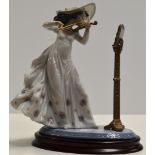 9¼" LLADRO PORCELAIN FIGURINE ORNAMENT - SWEET SYMPHONY 06243, WITH ORIGINAL BOX & WOODEN STAND
