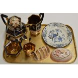 TRAY CONTAINING 5 PIECE IMARI COLOURED TEA SERVICE, CARLTON WARE PORCELAIN, WOODS WARE PLATE ETC