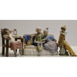 A LARGE LLADRO PORCELAIN CENTREPIECE DISPLAY, TOGETHER WITH ANOTHER LLADRO PORCELAIN FIGURINE & A