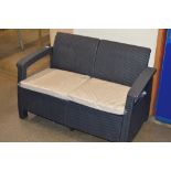 MODERN RATTAN 2 SEATER GARDEN SETTEE