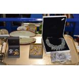 TRAY CONTAINING QUANTITY VARIOUS COSTUME JEWELLERY, BOXED SWAROVSKI BEAD NECKLACE ETC