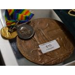 WW1 MEDAL DUO AWARDED TO S-13092 PTE W. ROBERTSON GORDONS, WITH CORRESPONDING DEATH PLAQUE