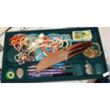 BOX WITH ASSORTED JEWELLERY, GOLD EARRINGS, CHAINS, BEADS, SILVER BROOCH PIN, VARIOUS MODERN PENS,