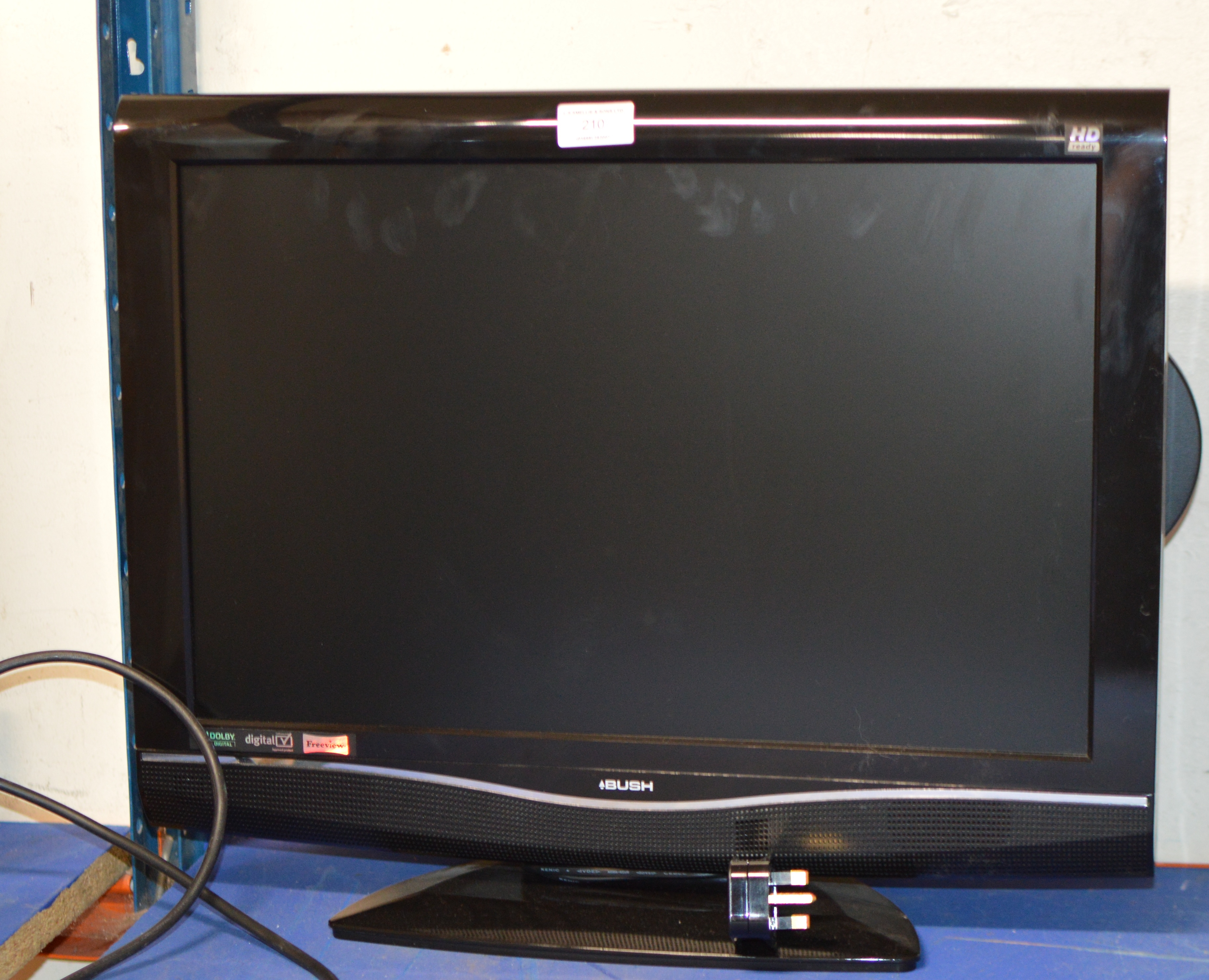 BUSH LCD TV