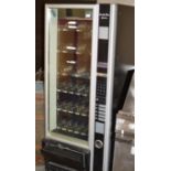 SNAKKY MAX NECTA COMMERCIAL VENDING MACHINE