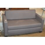 SMALL 2 SEATER BED SETTEE