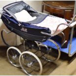 SILVER CROSS PRAM