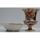 DERBY PORCELAIN IMARI PATTERN URN STYLE VASE, TOGETHER WITH A VINTAGE GERMAN HAND PAINTED DISH BY