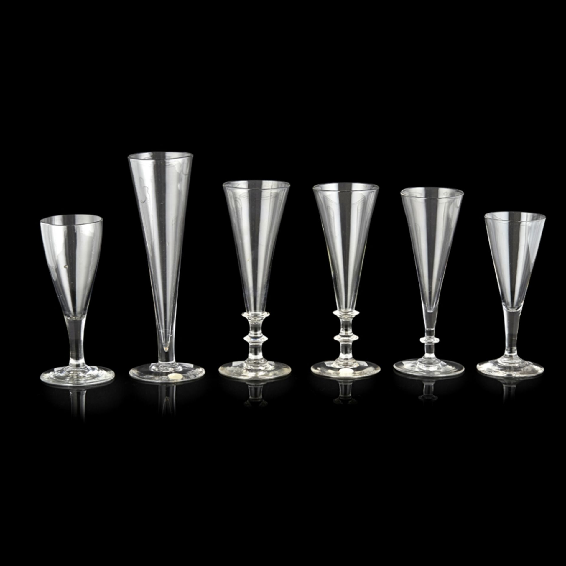 LARGE GROUP OF ALE GLASSES AND WINE FLUTES18TH AND 19TH CENTURY comprising fourteen ale glasses, - Image 4 of 5