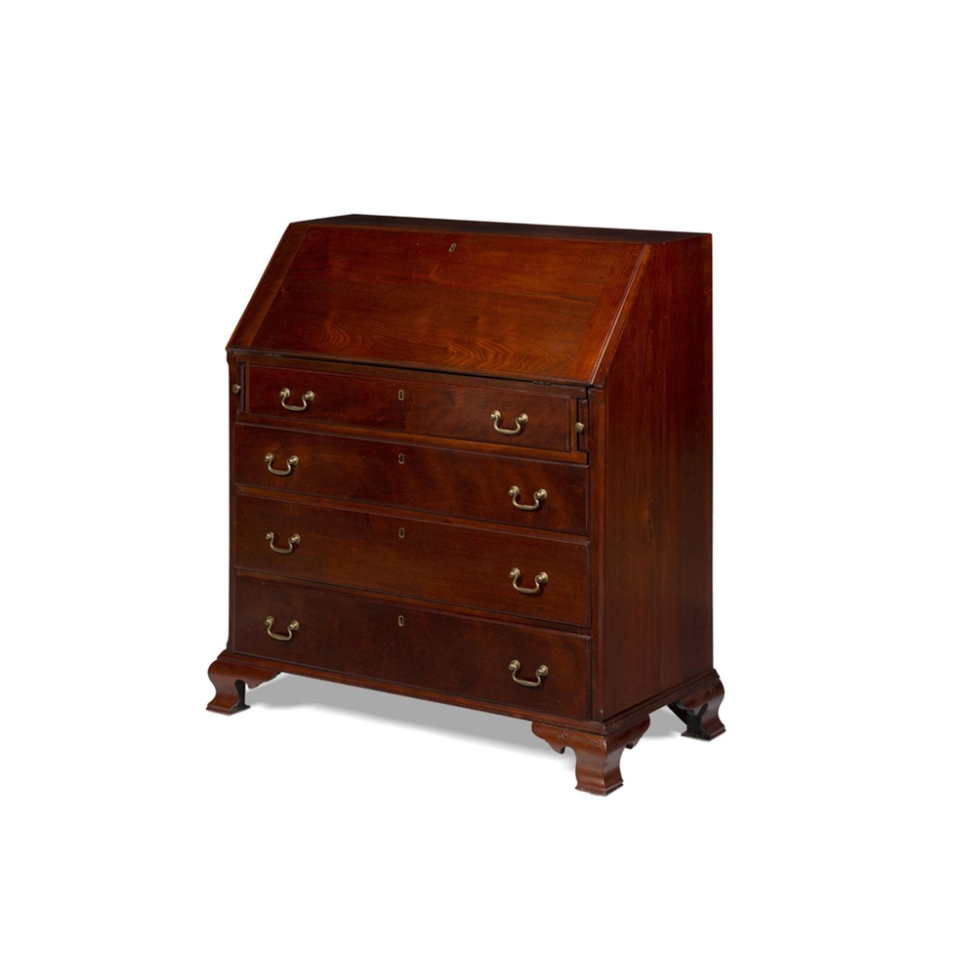 GEORGE III RED WALNUT BUREAU18TH CENTURY the slant front opening to an arrangement of pigeon holes - Image 2 of 2