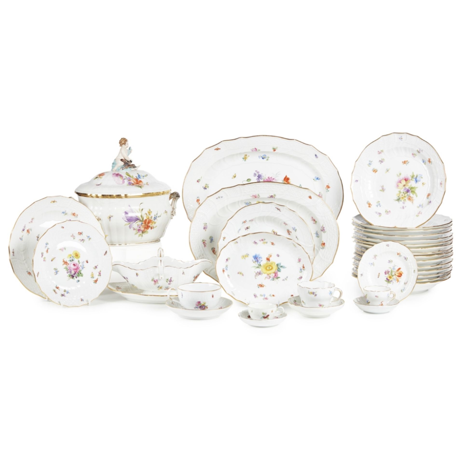 EXTENSIVE MEISSEN 'DEUTSCHE BLUMEN' PORCELAIN PART DINNER, TEA AND COFFEE SERVICE19TH CENTURY