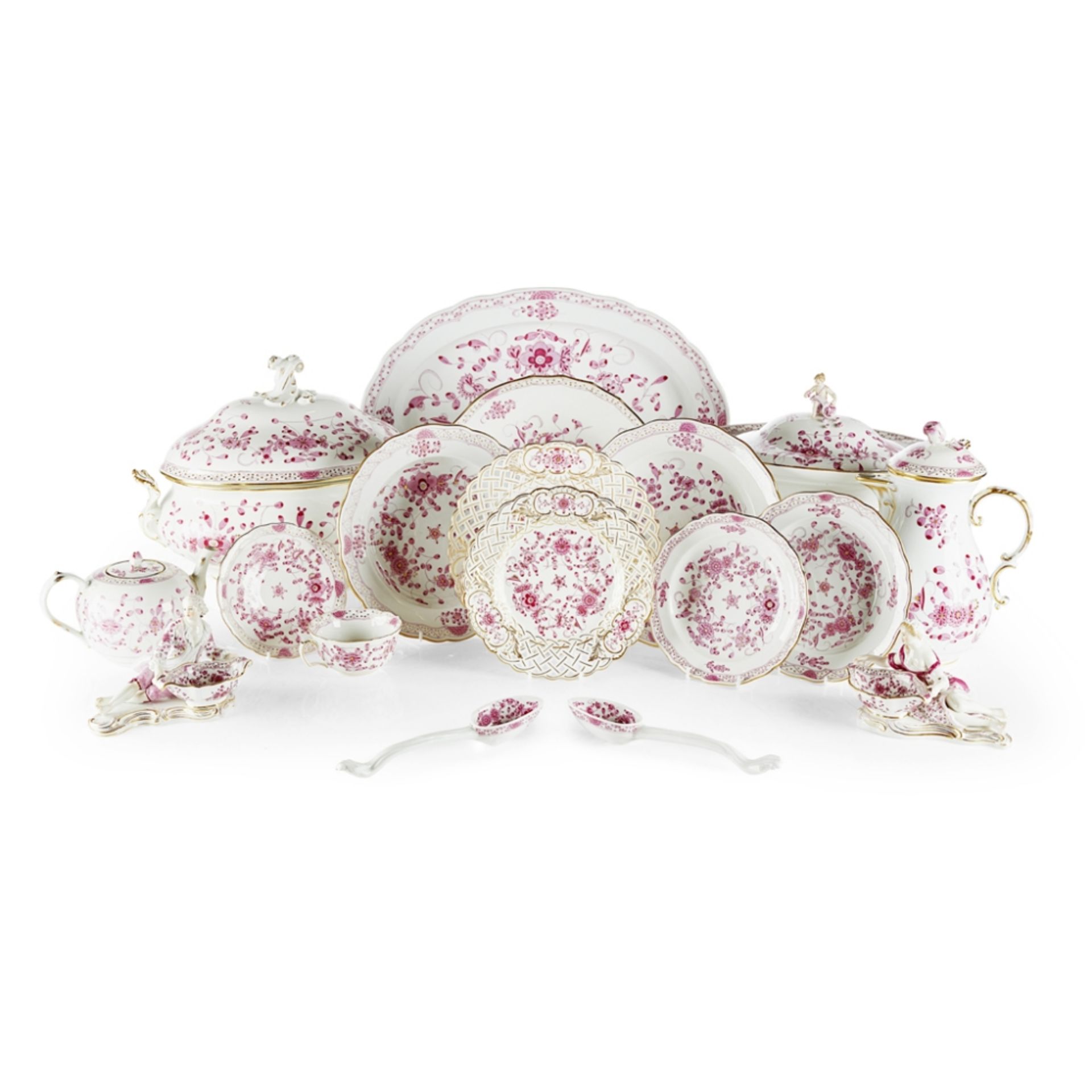 MEISSEN 'INDIAN PINK' PORCELAIN PART DINNER, TEA AND COFFEE SERVICELATE 19TH/ EARLY 20TH CENTURY