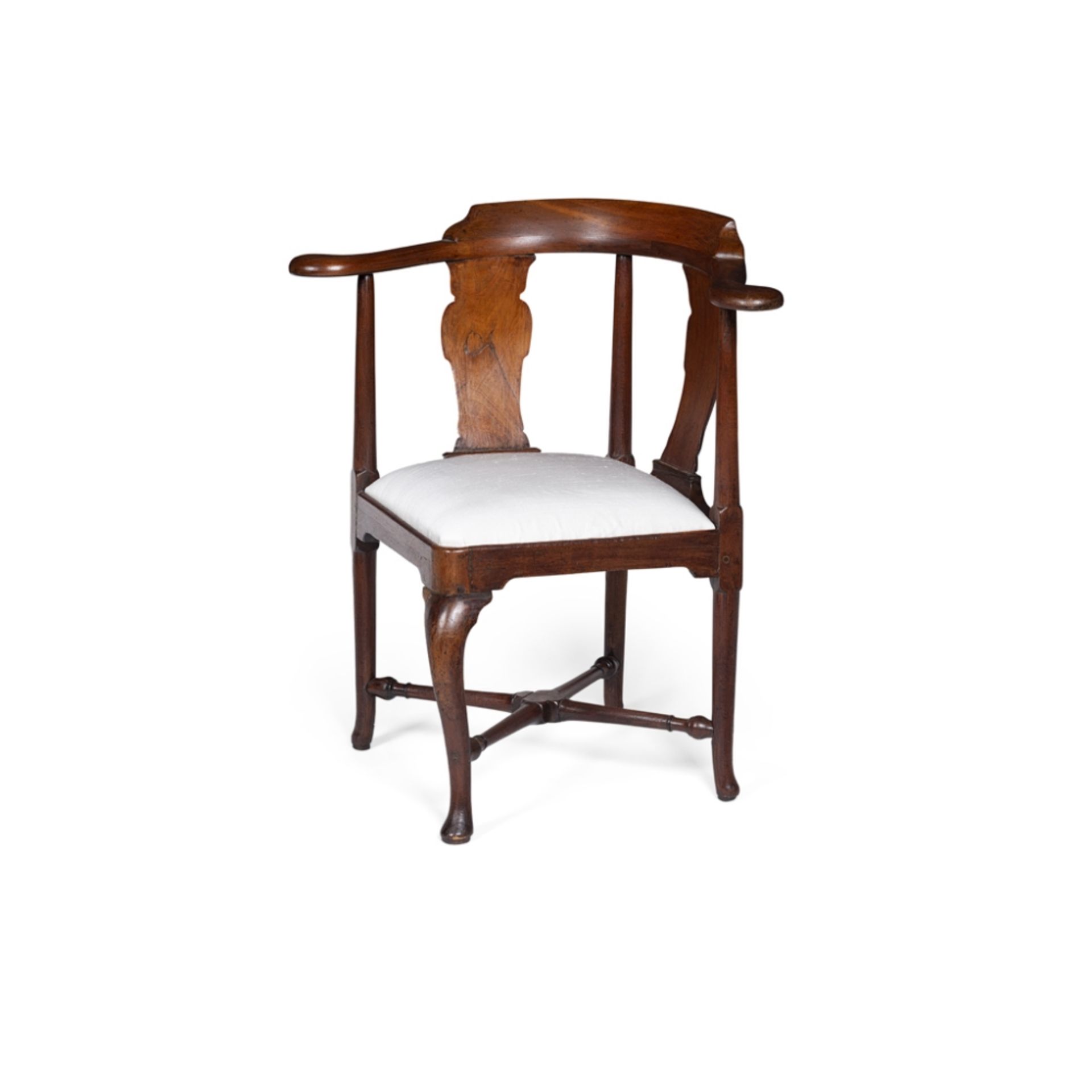 GEORGE III MAHOGANY CORNER ARMCHAIRMID-18TH CENTURY the curved back and arms above solid vasiform